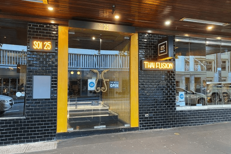 Soi 25 Restaurant and Bar
